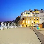 Luxury Wstunning Sea Views, Walk Lägenhet Albufeira