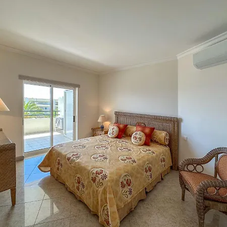 Luxury Wstunning Sea Views, Walk Apartament Albufeira