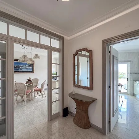 公寓 Luxury Wstunning Sea Views, Walk 阿尔布费拉